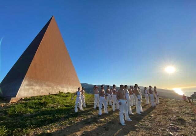 Mahmood Sicilia piramide 38° parallelo
